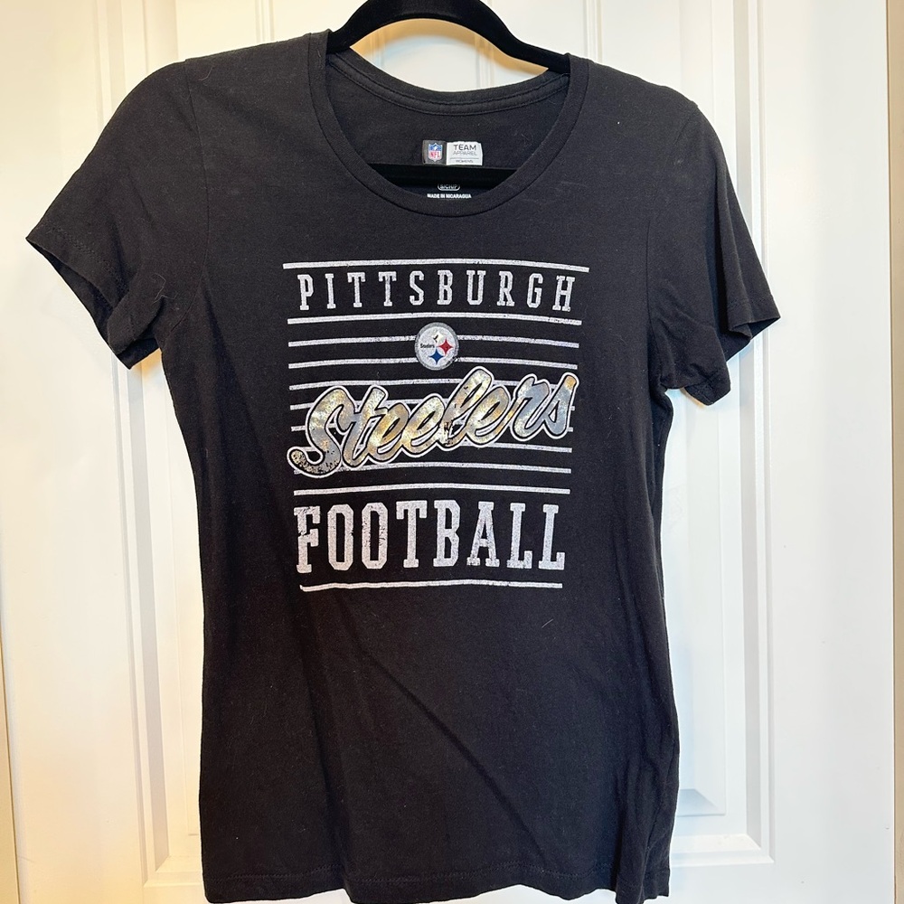 Pittsburgh Steelers Women's Black Short Sleeve Tee
